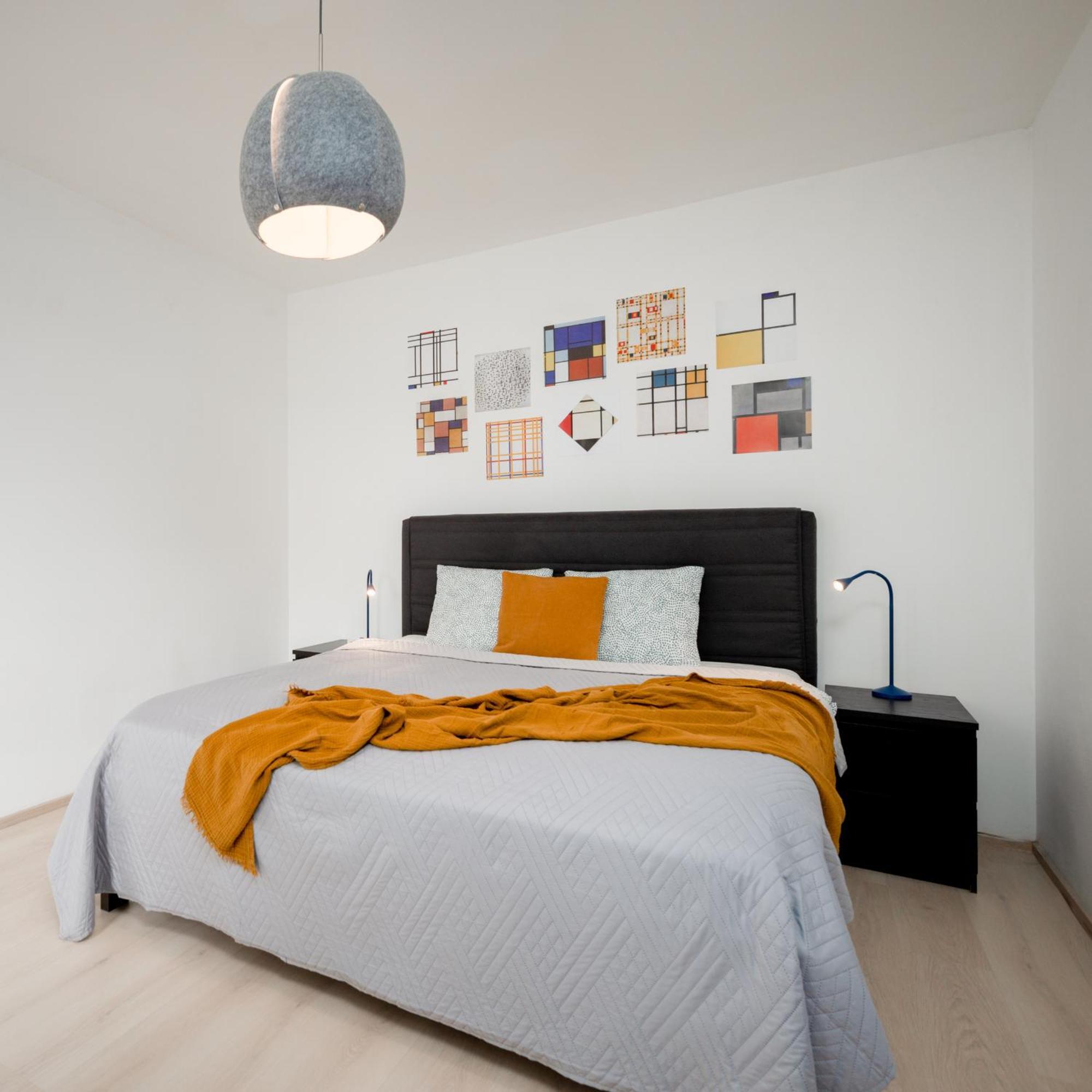 The Sunny Riverside Flat Praha Bagian luar foto